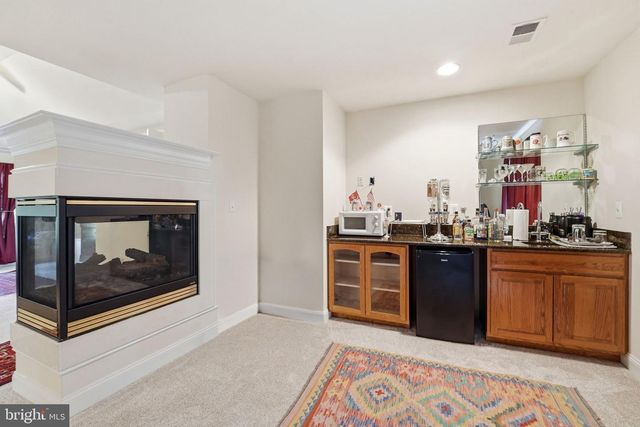 13301 DUMFRIES RD, Manassas, VA 20112