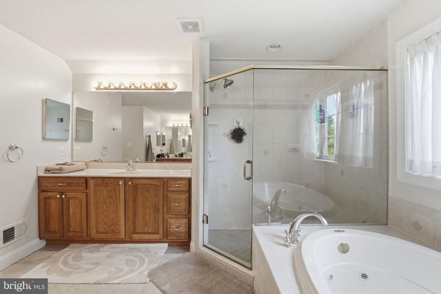 13301 DUMFRIES RD, Manassas, VA 20112