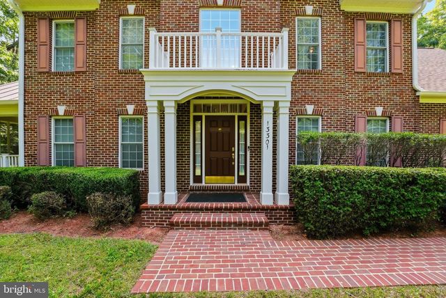13301 DUMFRIES RD, Manassas, VA 20112