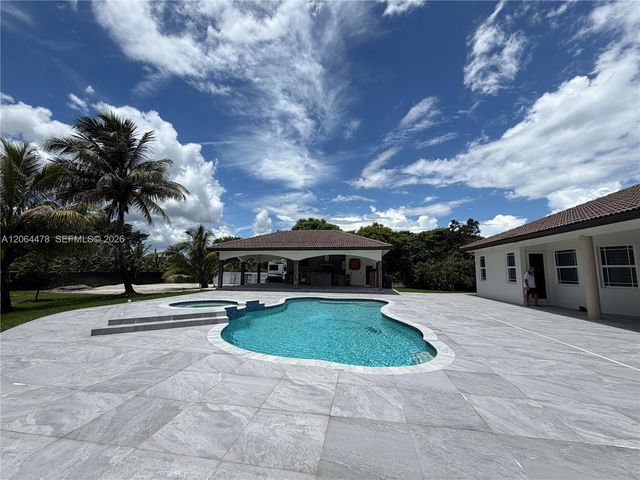 19690 SW 210th Street, Miami, FL 33187