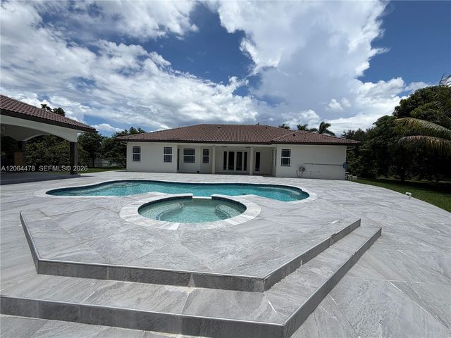 19690 SW 210th Street, Miami, FL 33187