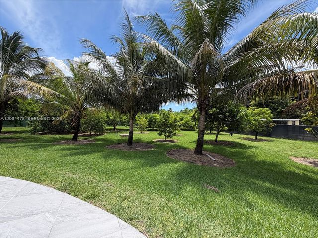 19690 SW 210th Street, Miami, FL 33187
