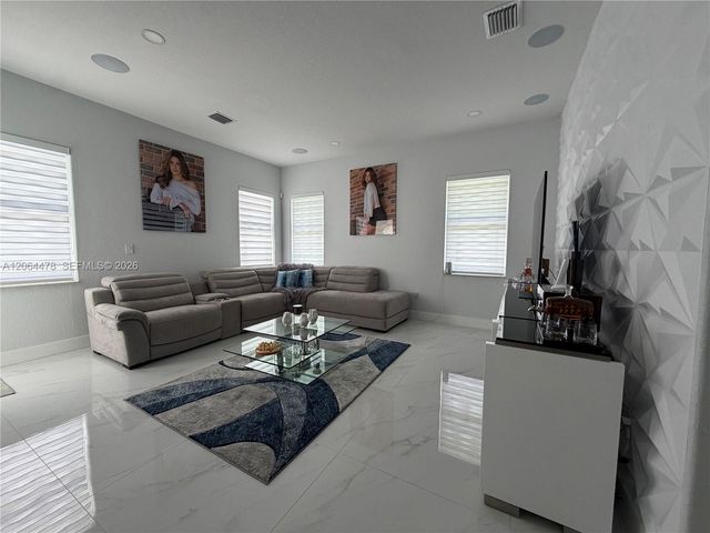 19690 SW 210th Street, Miami, FL 33187