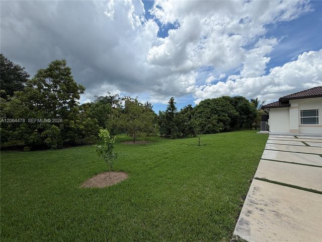 19690 SW 210th Street, Miami, FL 33187