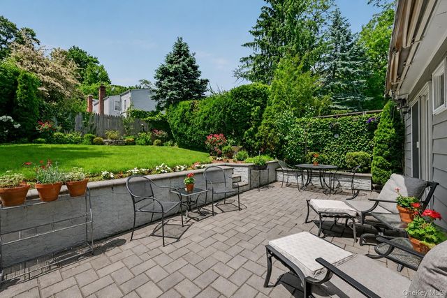 86 Lenox Avenue, Bronxville, NY 10708