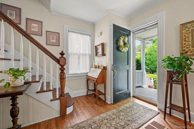 86 Lenox Avenue, Bronxville, NY 10708