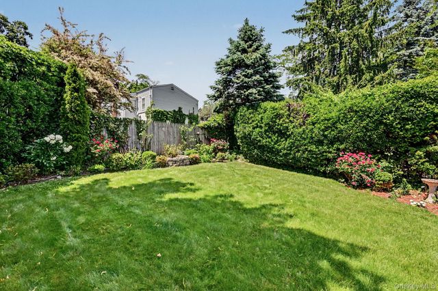 86 Lenox Avenue, Bronxville, NY 10708