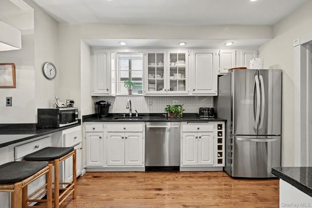 86 Lenox Avenue, Bronxville, NY 10708