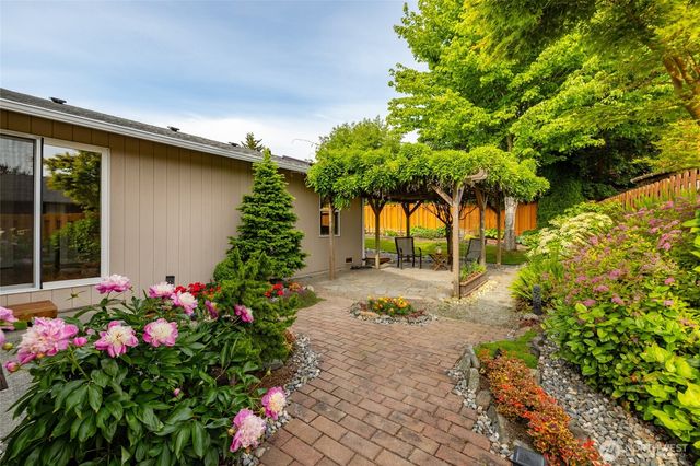 1004 S 28th Street, Mount Vernon, WA 98274