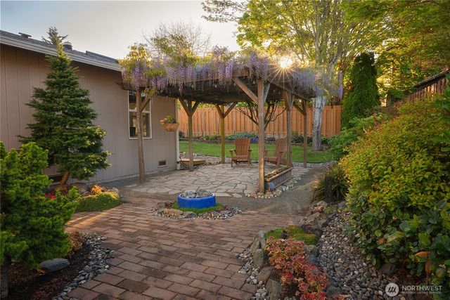 1004 S 28th Street, Mount Vernon, WA 98274