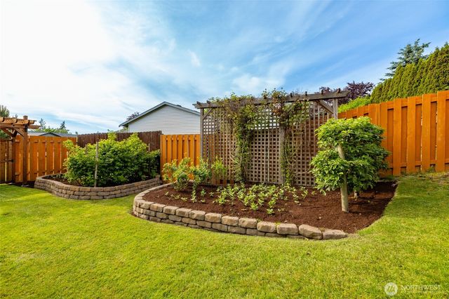 1004 S 28th Street, Mount Vernon, WA 98274