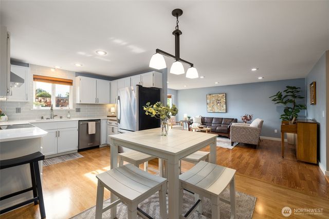 1004 S 28th Street, Mount Vernon, WA 98274