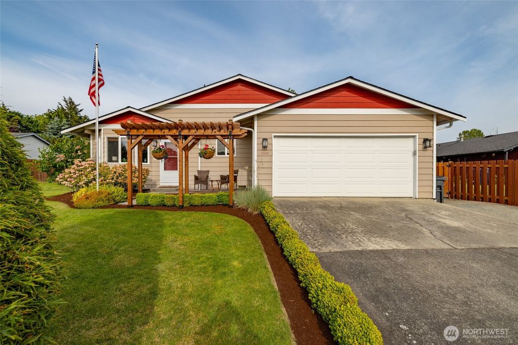 1004 S 28th Street, Mount Vernon, WA 98274