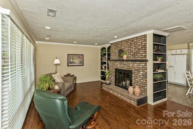 29 S Greenwood Forest Drive, Etowah, NC 28729