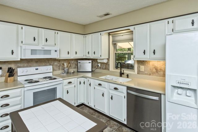 29 S Greenwood Forest Drive, Etowah, NC 28729