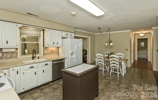 29 S Greenwood Forest Drive, Etowah, NC 28729
