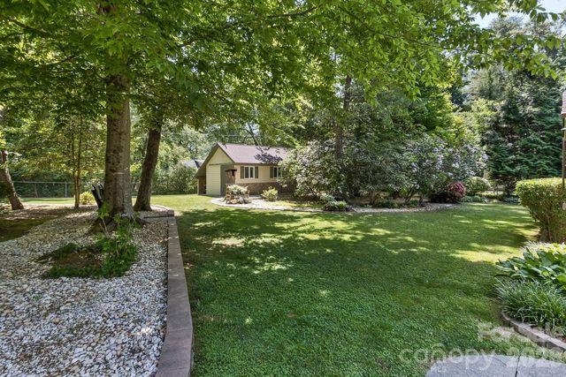 29 S Greenwood Forest Drive, Etowah, NC 28729