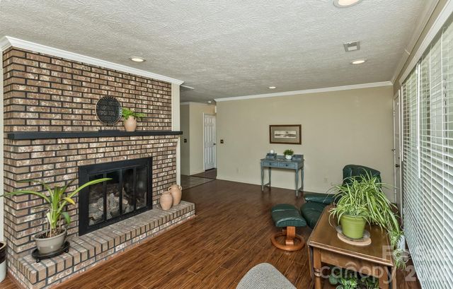 29 S Greenwood Forest Drive, Etowah, NC 28729