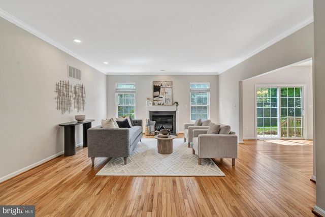 309 AYRLEE AVE NW, Leesburg, VA 20176