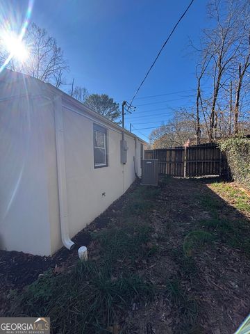 5304 Groovers Landing Road SE, Acworth, GA 30101