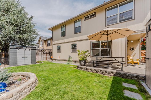 61055 Borden Drive, Bend, OR 97702