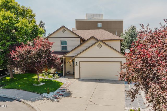 61055 Borden Drive, Bend, OR 97702