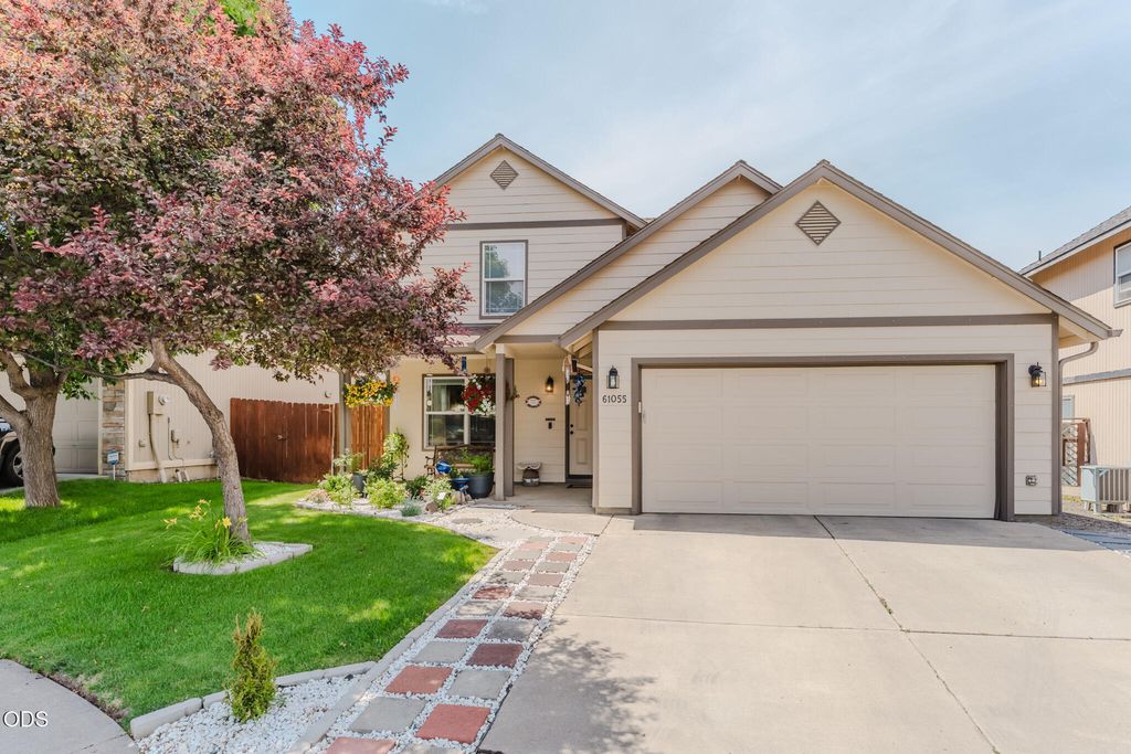 61055 Borden Drive, Bend, OR 97702