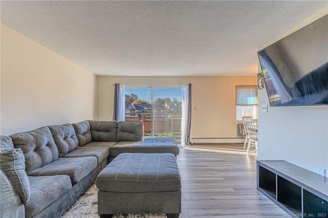 45 Jefferson Road 3-15, Branford, CT 06405