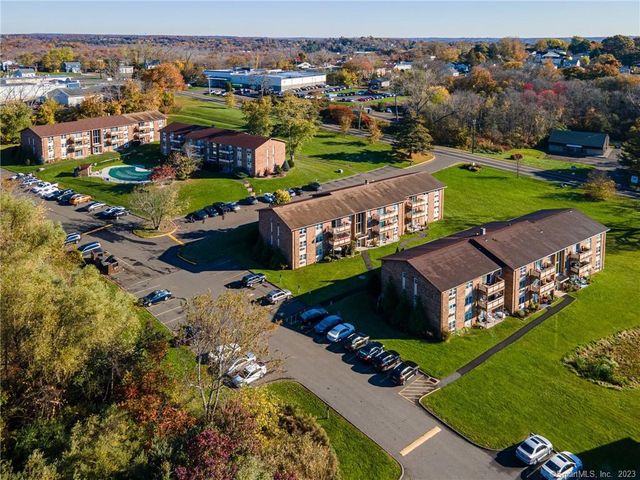 45 Jefferson Road 3-15, Branford, CT 06405