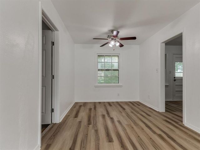 4229 Del Road, Del City, OK 73115