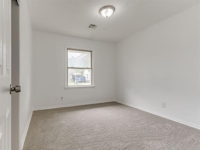 4229 Del Road, Del City, OK 73115