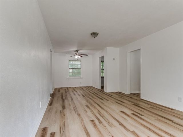 4229 Del Road, Del City, OK 73115