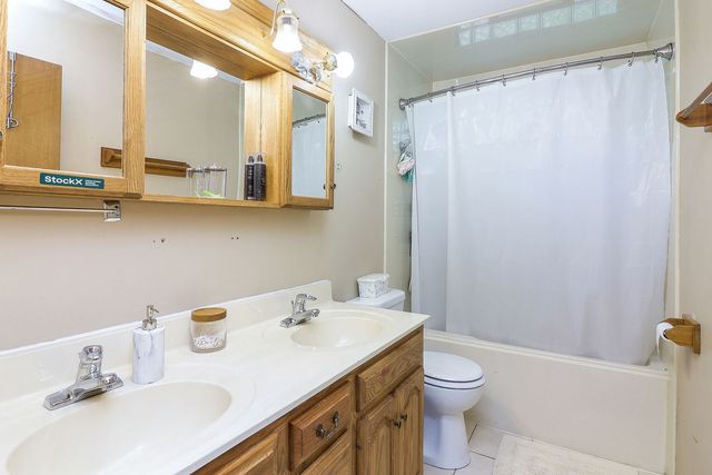 7936 N Ramsgate Circle, Hanover Park, IL 60133