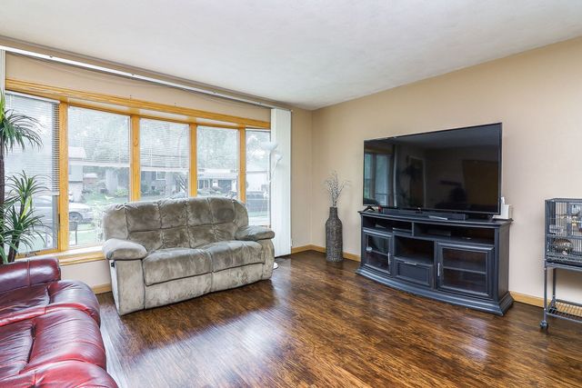 7936 N Ramsgate Circle, Hanover Park, IL 60133