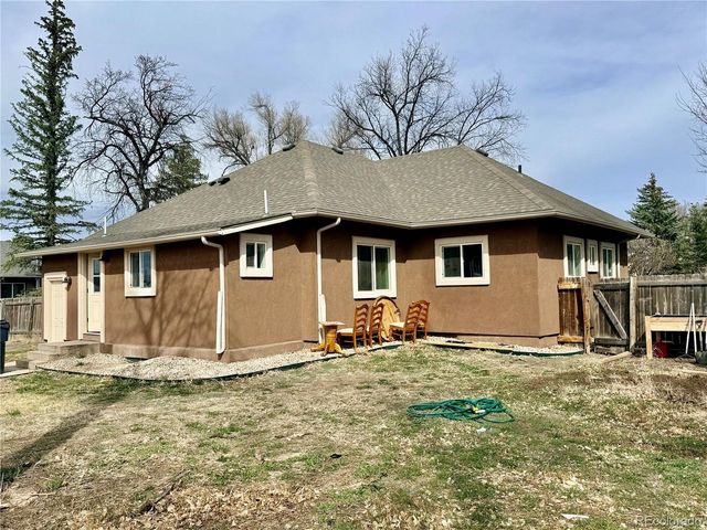323 Sioux Ave, Simla, CO 80835