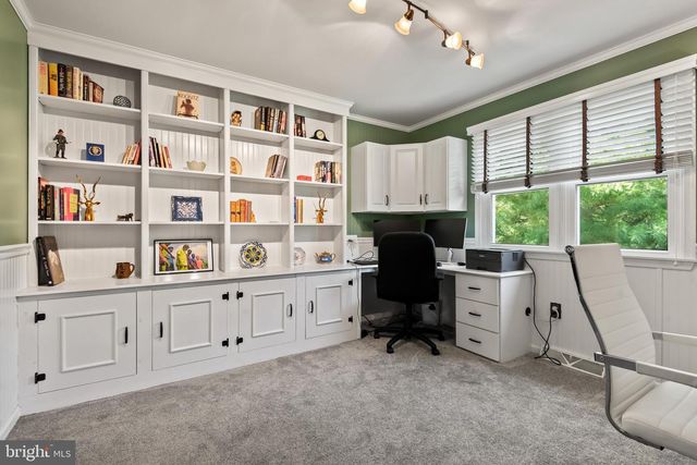 1858 W LISBURN ROAD, Carlisle, PA 17015