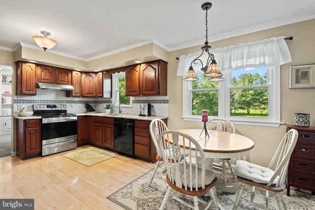 1858 W LISBURN ROAD, Carlisle, PA 17015