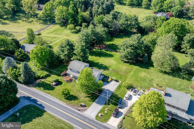 1858 W LISBURN ROAD, Carlisle, PA 17015