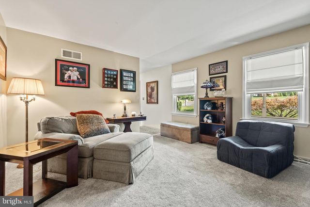 1858 W LISBURN ROAD, Carlisle, PA 17015
