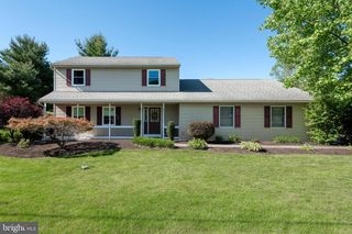 1858 W LISBURN ROAD, Carlisle, PA 17015