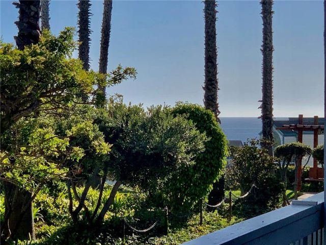 620 The Village 107, Redondo Beach, CA 90277