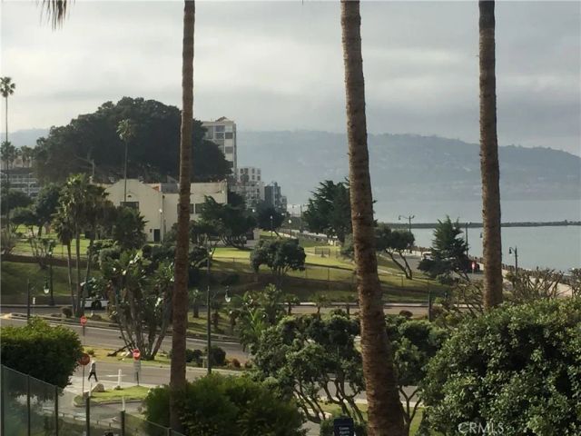 620 The Village 107, Redondo Beach, CA 90277