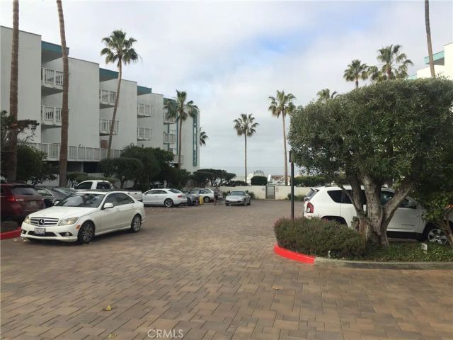 620 The Village 107, Redondo Beach, CA 90277