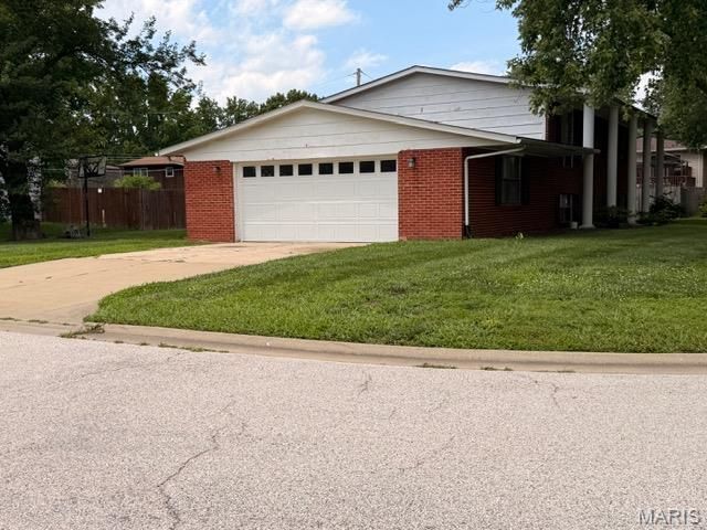 517 Lemans Way, Fairview Heights, IL 62208