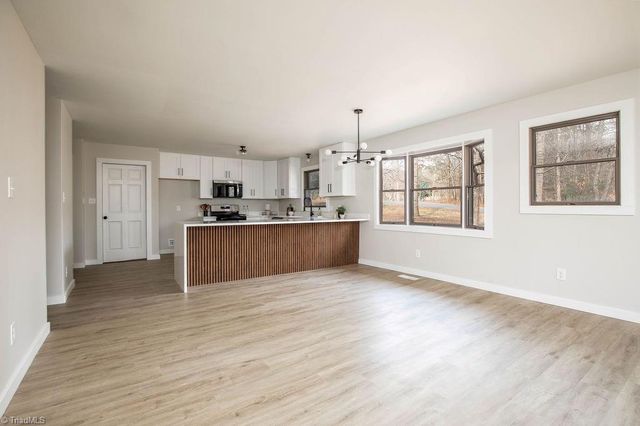 627 Beech Drive, Lexington, NC 27292