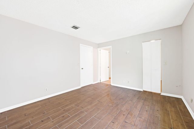 2981 NW 92nd Avenue, Coral Springs, FL 33065