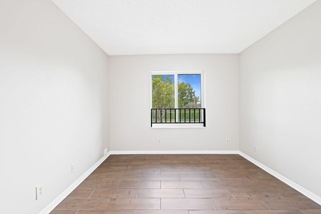 2981 NW 92nd Avenue, Coral Springs, FL 33065
