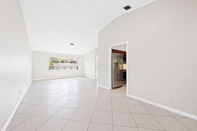 2981 NW 92nd Avenue, Coral Springs, FL 33065