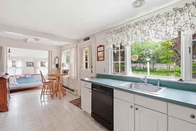 127 Pine Avenue, Hyannis, MA 02601
