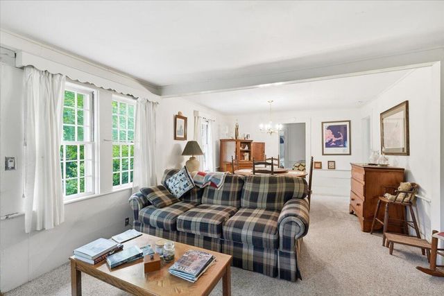 127 Pine Avenue, Hyannis, MA 02601